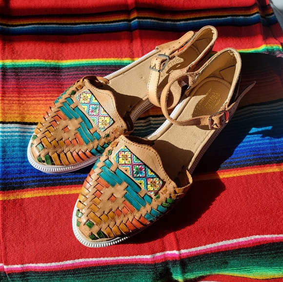 MEXICANA Shoes - EUC! Colorful Leather Huarache Sandals